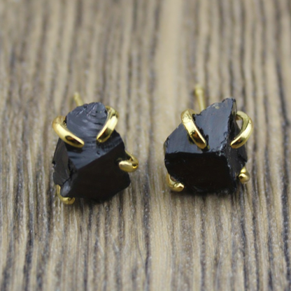 Irregular Mineral Four Claw Stud Earrings