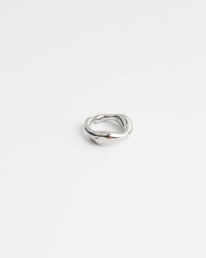 Adriana Modern Polished Earcuff