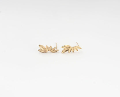Vera Gorgeous Leaves Stud Earrings