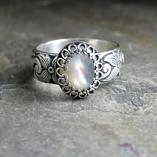 Classic Oval Moonlight Zirconia Ring