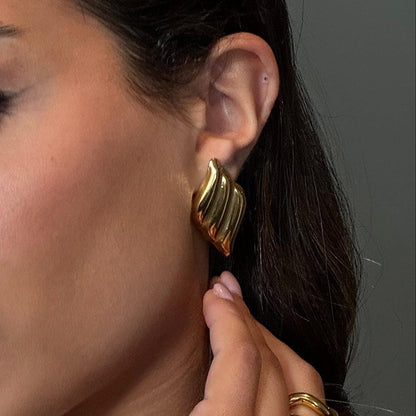 Modern Gold Wavy Bar Earrings