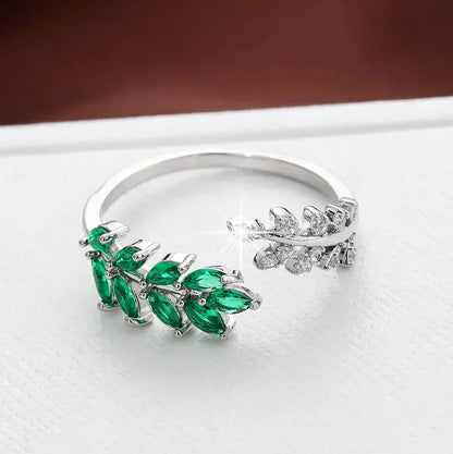 Vivara Lyselle Vine Ring