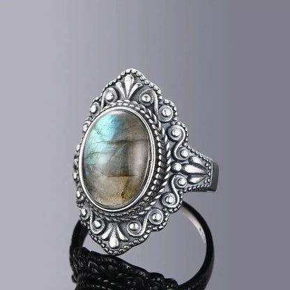 Vintage Silver Ornate Oval Ring