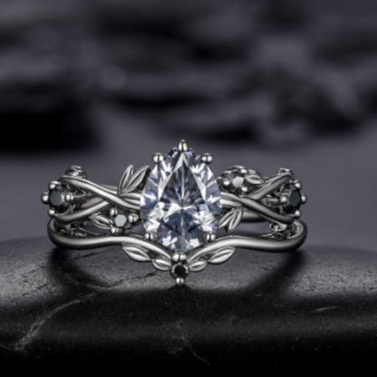 Grace Pear Cut Vine Ring