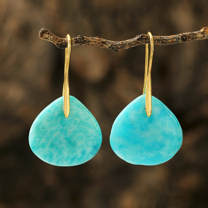 Classic Vintage Stone Accents