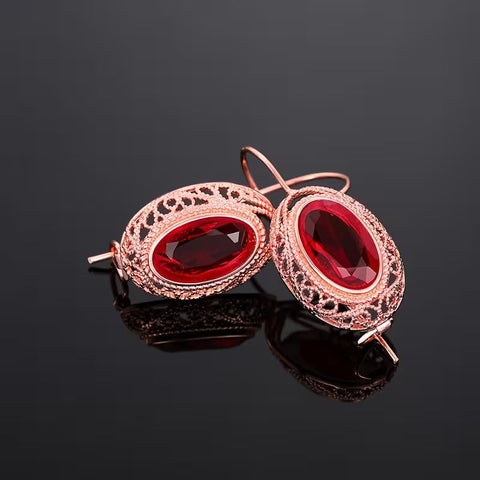 Sophisticated Oval Pearl Filigree Ring