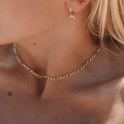 Elegant Figaro Gold Chain Choker