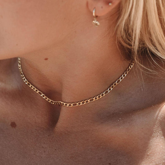Elegant Figaro Gold Chain Choker