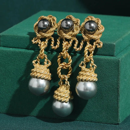 Gilded Knot Pearl Brooch