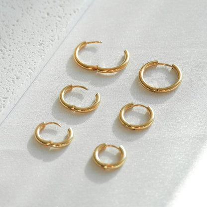 Endless Shine Triple Hoop Set