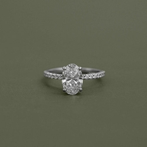 Elegant Oval-Cut Ring