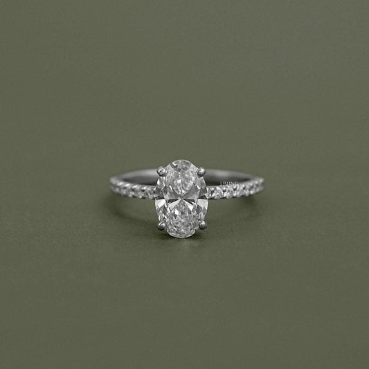 Elegant Oval-Cut Ring
