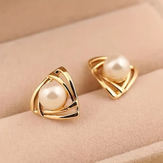 Classic Pearl and Gold Earrings