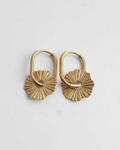 Toned Scalloped Hoop Earrings
