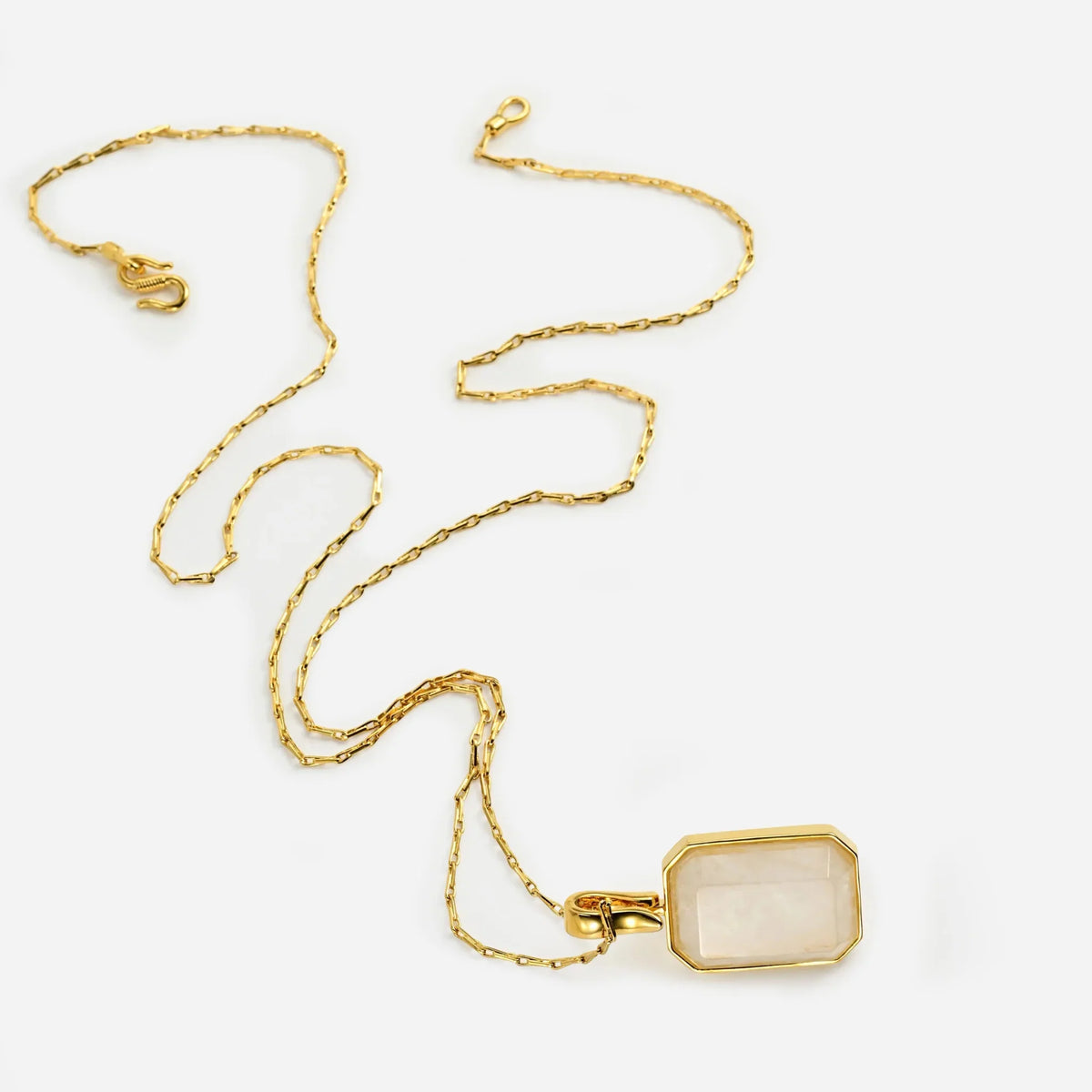 Marique Vintage Crystal Necklace
