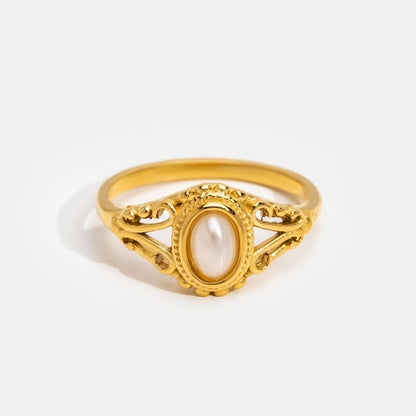 Royal Elegance Pearl Ring